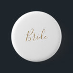 Bóton Redondo 5.08cm Chá de panela Dourado minimalista<br><div class="desc">Este botão de chá de panela de noiva de ouro minimalista é perfeito para um simples chá de casamento. A design romântica moderna apresenta ouro clássico e tipografia branca emparelhada com uma caligrafia rústica, mas elegante, com estilo voltado para a mão. Personalizável em qualquer cor. Mantenha o design simples e...</div>