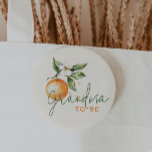 Bóton Redondo 5.08cm Citrus Little Cutie Baby Shower Grandma To Be<br><div class="desc">Introducing our citrus little cutie baby shower grandma to be button, perfect for a fun, gender-neutral celebration! This zesty design features a delightful citrus orange clementine fruit theme, brought to life with a simple boho-inspired watercolor style. It is ideal for welcoming a little boy or girl in a joyful and...</div>