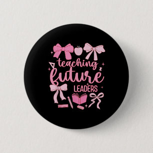 Bóton Redondo 5.08cm Ensino a futuros líderes Back Coquette Rosa Profes