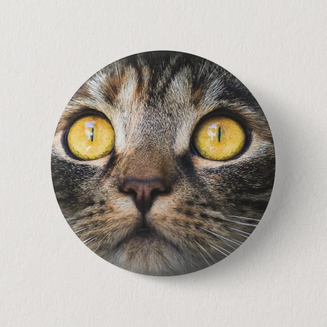 Bóton Redondo 5.08cm Fechamento de Gato com Olhos Amarelos (Frente)