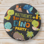 Bóton Redondo 5.08cm Festa de aniversário do Moderno Cute Dino Dinosaur<br><div class="desc">Composto por tipografia manuscrita em sans serif divertida; dinossauros T-REX bonitos no fundo Este é projetado por Fornecimentos de Partido Selecionado,  exclusivo para Zazzle. Disponível aqui: http://www.zazzle.com/store/selectpartysupplies</div>