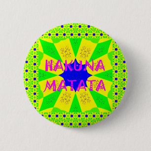 Bóton Redondo 5.08cm Hakuna Matata Belo Design Incrível Colo