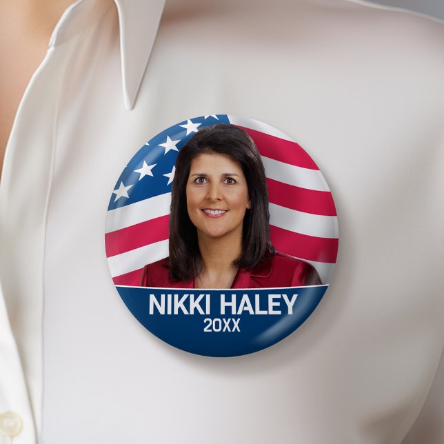 Bóton Redondo 5.08cm Nikki Haley - Foto da campanha com bandeira americ (Nikki Haley Campaign Button - Great Rally button for the Next Election)