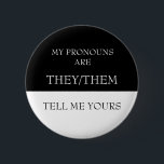 Bóton Redondo 5.08cm Olá Meus Contingentes São Eles Que Me Dizem O Seu<br><div class="desc">Este design pode ser personalizado na área fornecida pela alteração da foto e/ou do texto. Ou pode ser personalizado clicando em Personalizar este Modelo e, em seguida, escolhendo o clique para personalizar mais a opção e excluir ou alterar a cor do plano de fundo, adicionar texto, alterar a cor ou...</div>