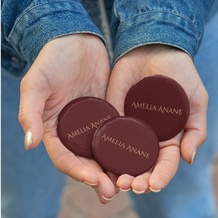 Bóton Redondo 5.08cm Tipografia Elegante Vermelha Escura e Rosa Esbranq