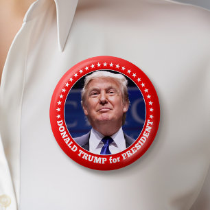 Bóton Redondo 5.08cm Trump 2024 com foto e borda vermelha