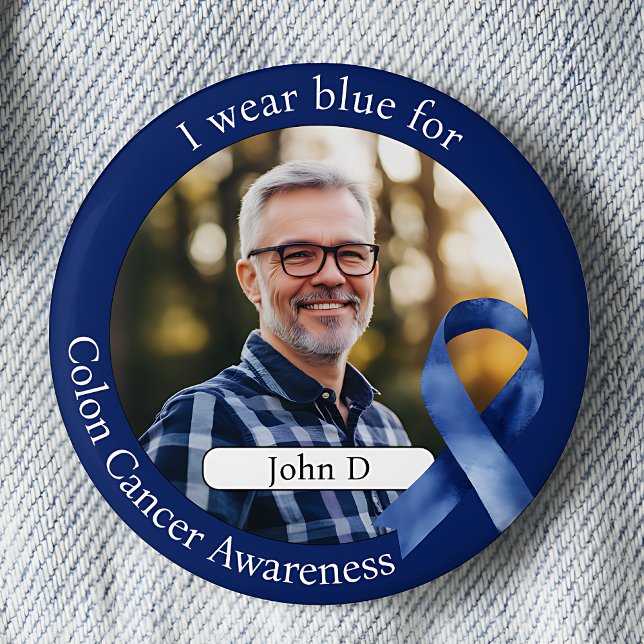 Bóton Redondo 5.08cm Use Azul para a Campanha de Conscientização do Cân (I wear blue for Colon Cancer Awareness.  Blue awareness ribbon photo pinback button.)