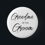 Bóton Redondo 5.08cm Vovó Escova Moderna do Grupo<br><div class="desc">Design moderno e elegante imprimiu a vovó do script Brush do botão Grupo do Partido do Chá de panela que pode ser personalizado com seu texto. Clique no botão "Personalizar" e use nossa ferramenta design para modificar este modelo. Veja a Design de Arte Gráfica para outros produtos que combinam com...</div>