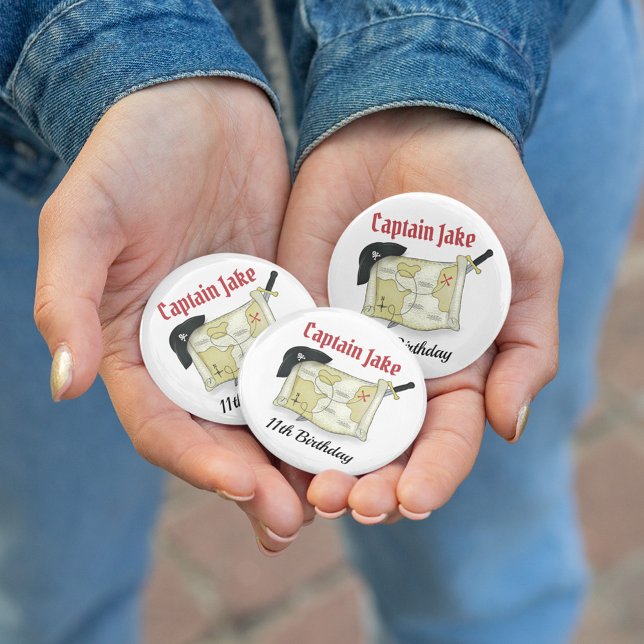 Bóton Redondo 7.62cm Favorecimento personalizado de favorecimento de pa (Pirate themed birthday party custom buttons.)