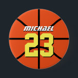 Bóton Redondo 7.62cm Pino do Botão da Equipe de Esporte de Basquete Lar<br><div class="desc">Botão de basquete para a sua festa de aniversário de criança. Um alfinete perfeito para fãs,  atletas,  jogadores,  treinadores ou capitães do time de basquete. Você pode personalizar o texto para ajustado de qualquer evento com tema esportivo. Também pode personalizar a cor da bola.</div>