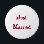 Bóton Redondo 7.62cm Recem casados<br><div class="desc">Pinos do recem casados</div>