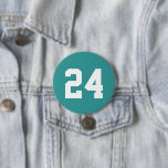 Bóton Redondo 7.62cm Teal and White Athlett Jersey Number<br><div class="desc">Anime-se com a sua equipe desportiva favorita, jogador de futebol ou mostre seu orgulho escolar com um botão personalizado de espírito! Personalize com o número de camisa de um jogador ou outro texto personalizado. Perfeito para jogos de futebol, basquetebol, baseball e futebol! Crie pinos personalizados para o grupo inteiro, cheerleaderes,...</div>