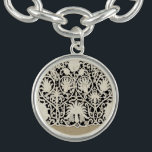 Bracelete Com Pingente Bonito Linen White Lace Antique de Casamento<br><div class="desc">Casamento antigo - Lace branco e casamento de Linen Um tema de casamento vintage bonito é sobre renda branca antiga e linho. Perfeito para a noiva e noiva vintage que é algo especial para o tema do casamento. O design é baseado em imagens antigas de tecido de roupa macia real,...</div>