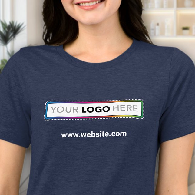 Branded Women’s Business T-shirt - Logo & Website (Criador carregado)