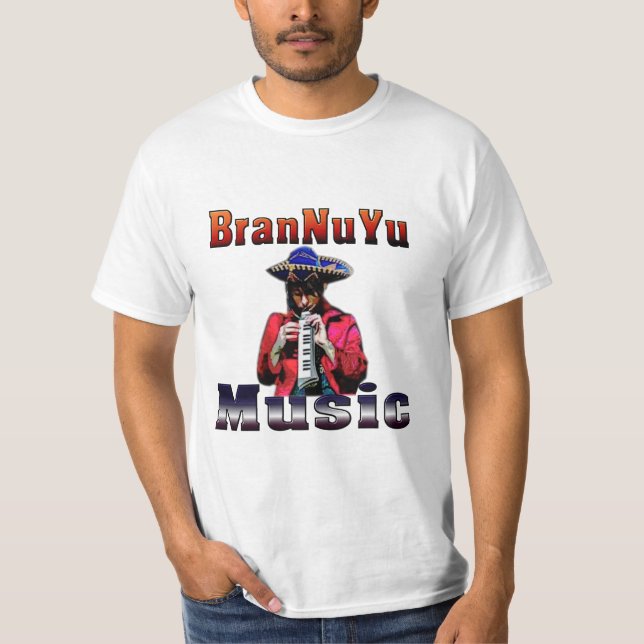 BranNuYu Tocando Melodica T-Shirt (Frente)