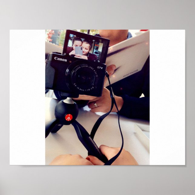 Bratayley, Annie e Hayley poster 💜 (Frente)