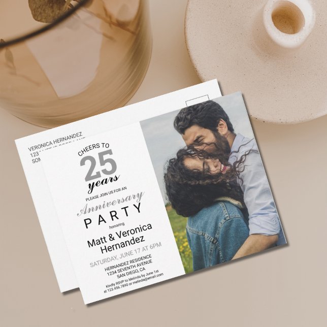 Brindemos a 25 Anos Prata 25º Aniversário  Convite (MODERN CHEERS TO 25 YEARS WEDDING ANNIVERSARY PARTY INVITATION POSTCARD WITH PHOTO)