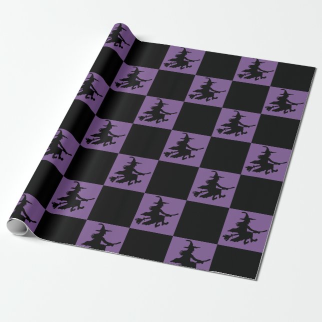 Bruxas pretas em papel de embrulho xadrez roxo (Desenrolado)