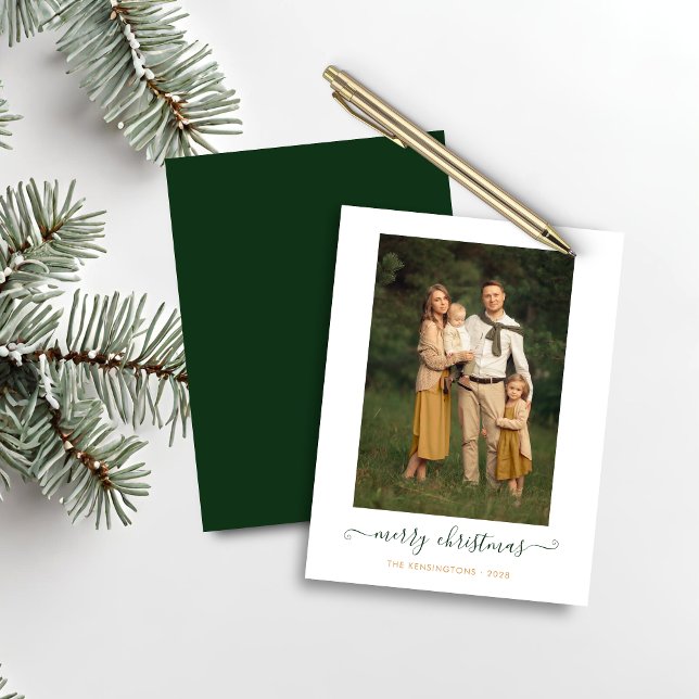 BUDGET Green Script Simples Feliz Foto de Natal (BUDGET Green Simple Script Merry Christmas Photo Holiday Card)