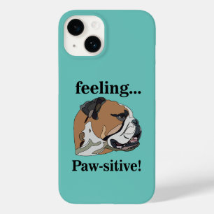 Bulldog Inglês Amante de Cachorro Sentindo-se Paws