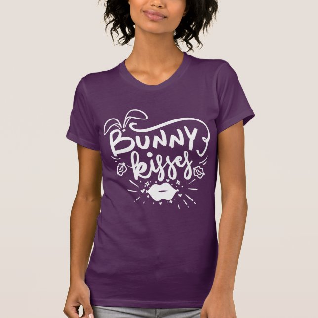 Bunny Kisses White Script Quote Easter T-Shirt (Frente)