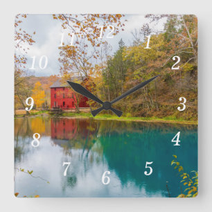 Cabeçalho Do beco E Relógio De Parede Do Primavera