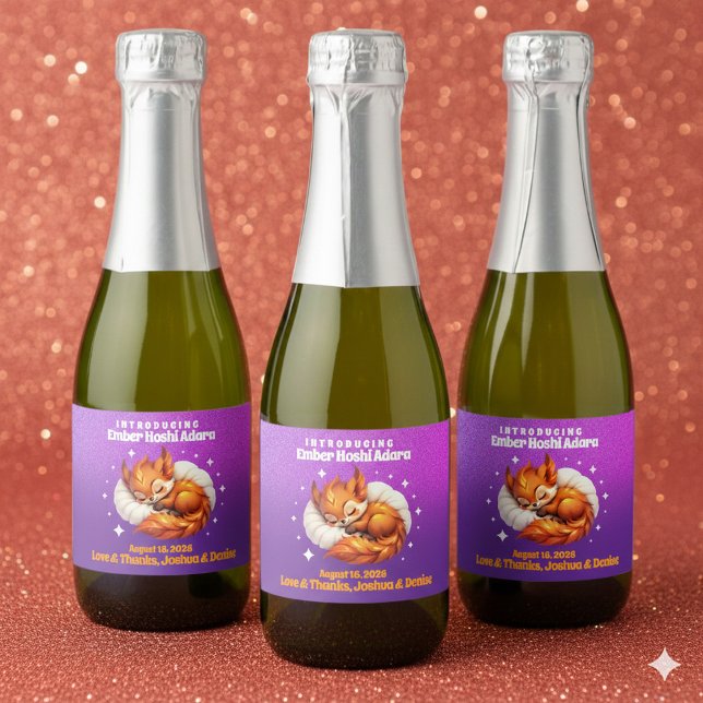 Cachorro de Raposa Adormecido no Céu Estrelado Bab (Cute Fox Cub Sleeping in Starry Sky Baby Sparkling Wine Labels Cover Photo)