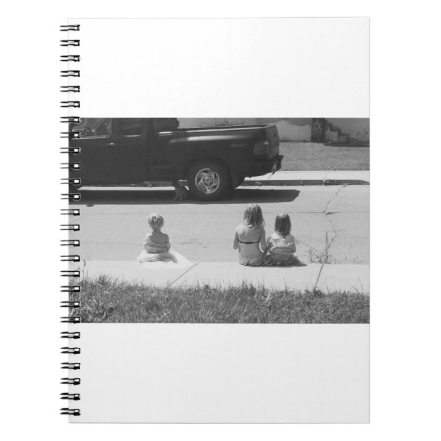 Caderno de Fotos em Espiral de 3 Garotas e um Gato (Frente)