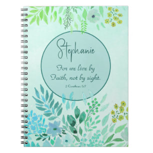 Caderno Espiral 2 Corinthians 5:7 Vivemos Por Faith Green Floral