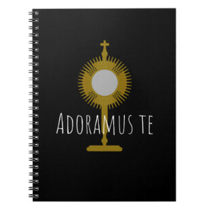 Caderno Espiral Adoramos o latim    