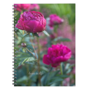 Caderno Espiral Adoráveis Peônias de Jardim Rosa Profundo