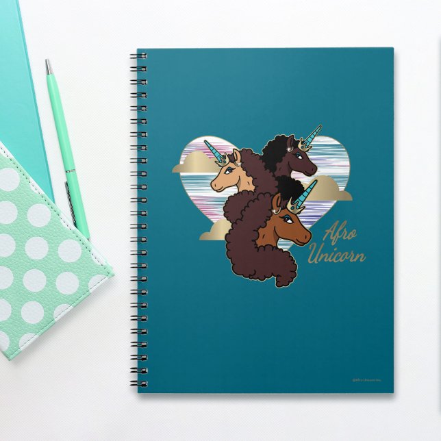Caderno Espiral Afro Unicorn Trio Heart Design (Notebook on desk)