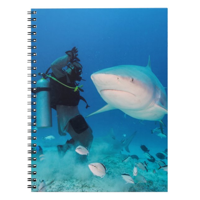 Caderno Espiral Alimentando a Bull (Frente)
