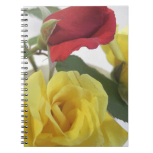 Caderno Espiral Amarelo e Rosas vermelhas