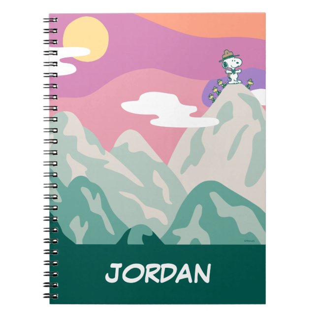 Caderno Espiral Amendoins | Snoopy & Troop Caminhando a Montanha (Frente)