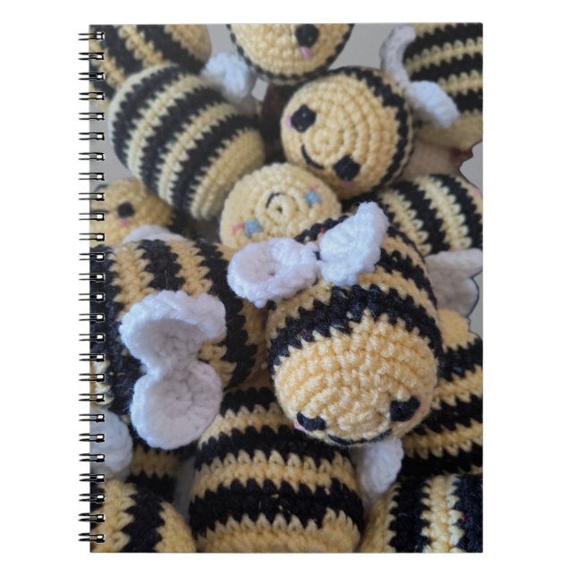 Caderno Espiral Amigurumi Bees (Frente)