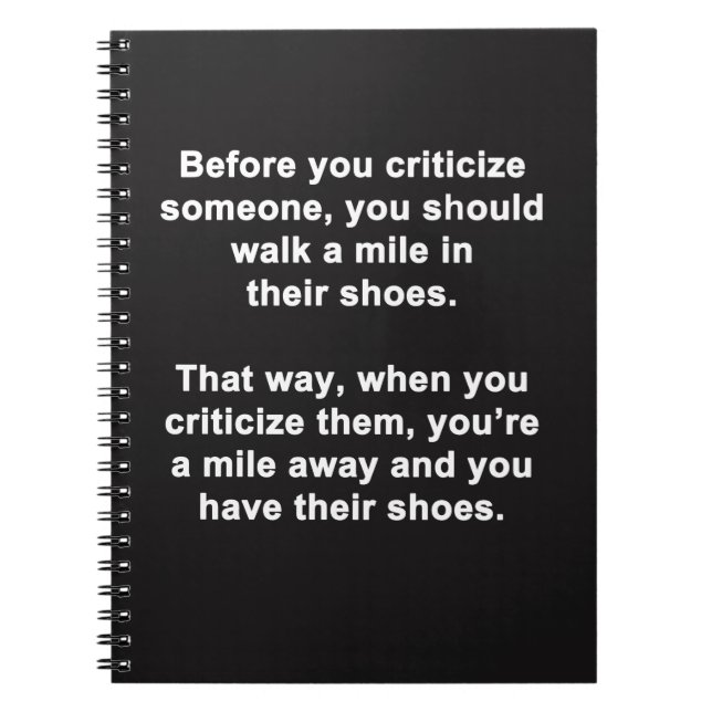 Caderno Espiral Antes de criticar (Frente)