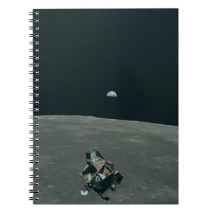 Caderno Espiral Apollo Lunar Lander e Earthrise sobre Lua