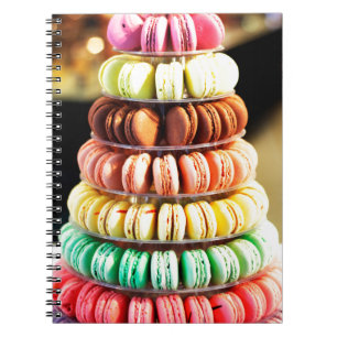 Caderno Espiral Arco-íris Pastel biscoitos empilhados de Macaron