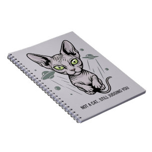 Caderno Espiral Arte de Gato Sphynx Julgador no Espaço