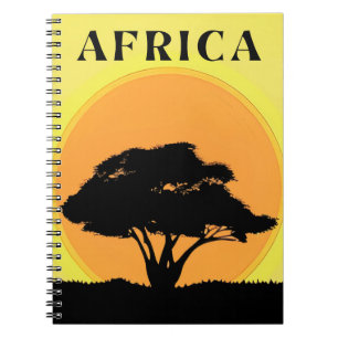 Caderno Espiral Árvore Acacia Africana contra um pôr do sol laranj