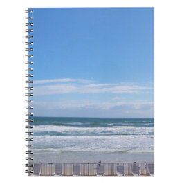 Caderno Espiral As cadeiras de praia esperam por você