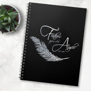 Caderno Espiral As penas aparecem quando os anjos estão próximo