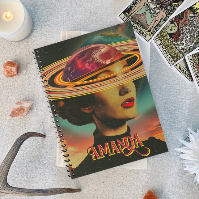 Caderno Espiral Astrologia oculta de colagem retrô mística Oracle (Mystical Retro Collage Occult Astrology Oracle Notebook)