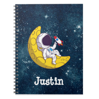 Caderno Espiral Astronauta Personalizado na Lua com Foguete