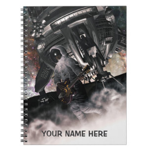 Caderno Espiral Astronauta tocando violão. Personalizado