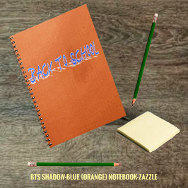 Caderno Espiral Azul-sombra BTS