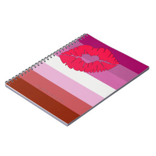 Caderno Espiral Bandeira do orgulho lésbico batom SlipperyJoe femi