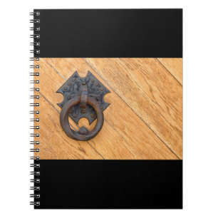 Caderno Espiral Batedor de porta antigo