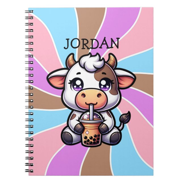 Caderno Espiral Bela Bebendo de Vaca Boba Kawaii (Frente)